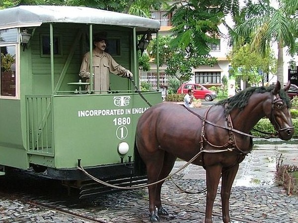 Model of a Horse-drawn tram, City Centre Salt Lake @ Wikimedia Commons